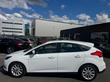 Ford Focus - 4