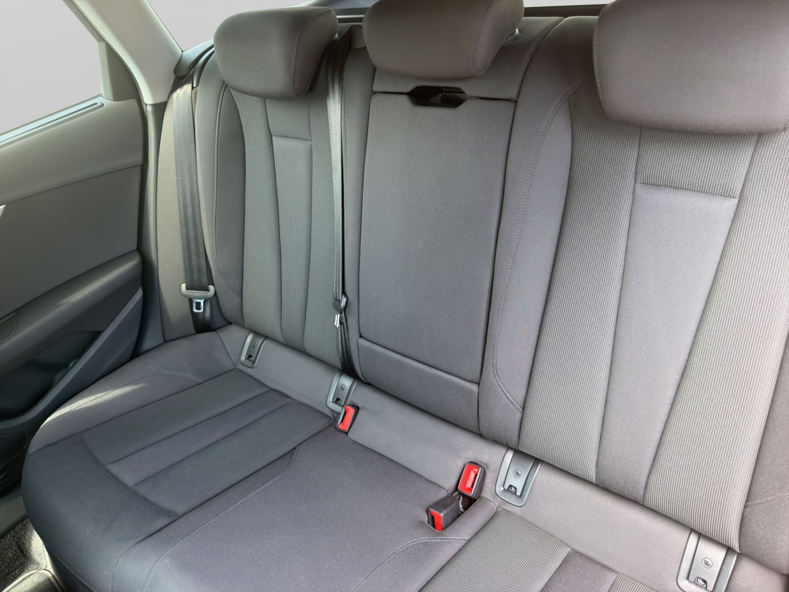 Audi A4 - Bild 14