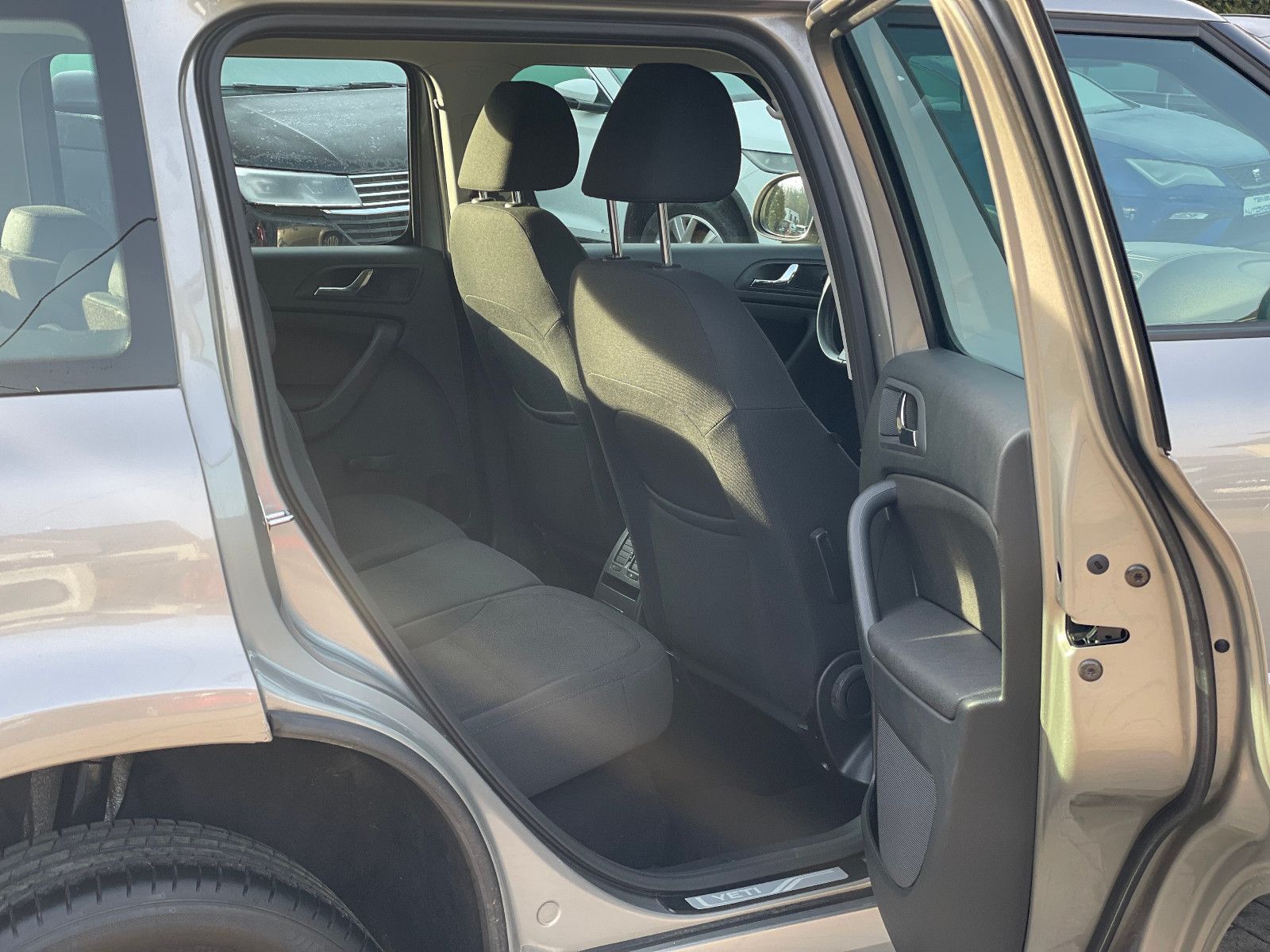 SKODA Yeti, 2014, Benzin, 105 PS