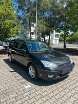 Ford Focus 1.6 Futura AHK - Ford Focus: Futura
