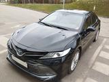 Toyota Camry 2,5-l-VVT-i Hybrid Executive Auto Exec... - Toyota Camry: 2.5