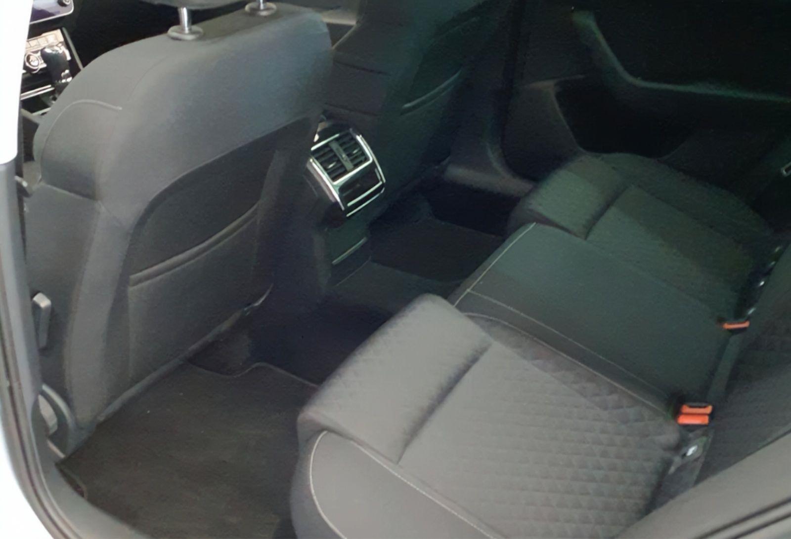 Skoda Superb - Bild 7