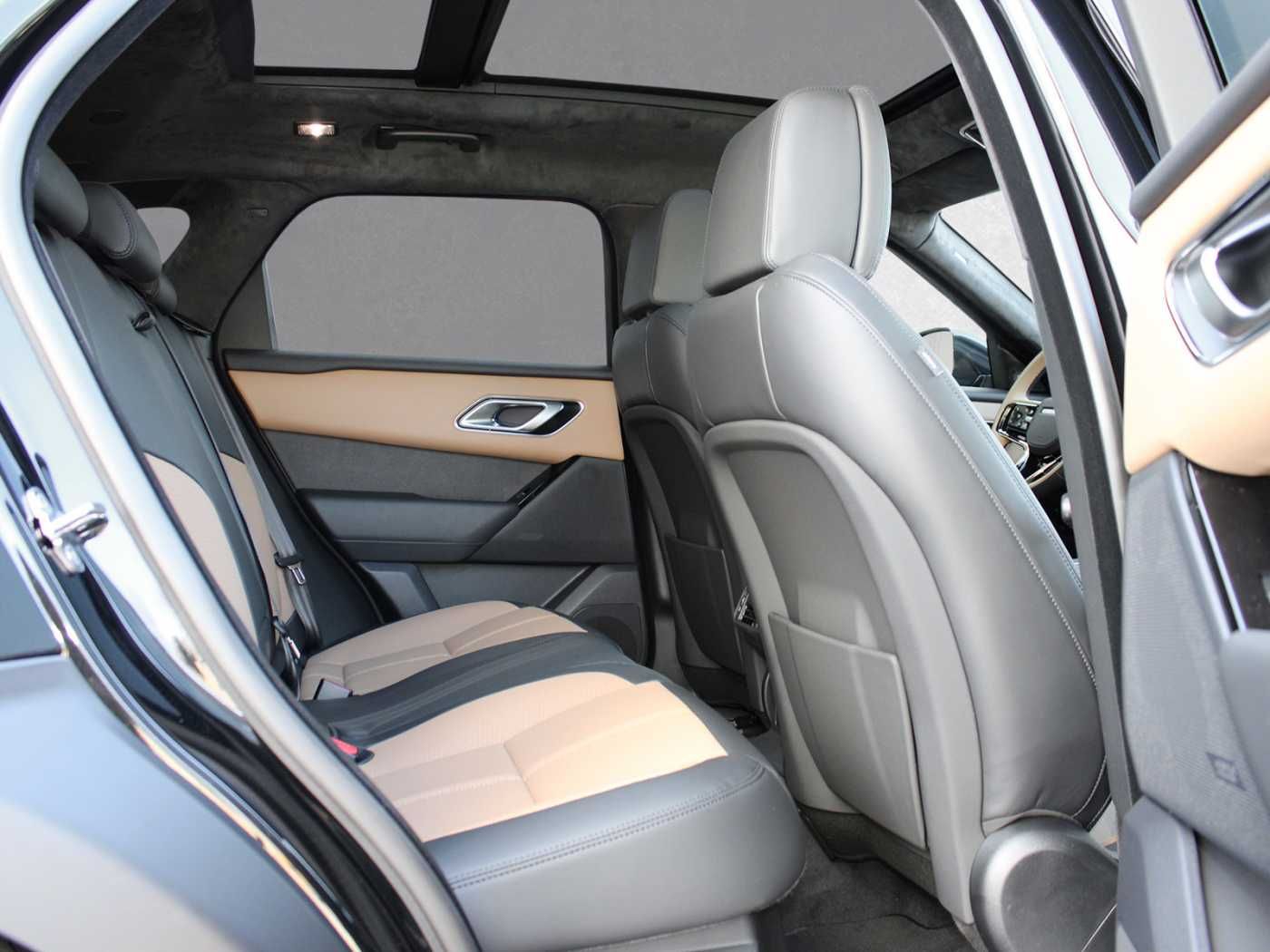 Fahrzeugabbildung Land Rover Range Rover Velar P400e Autobiography