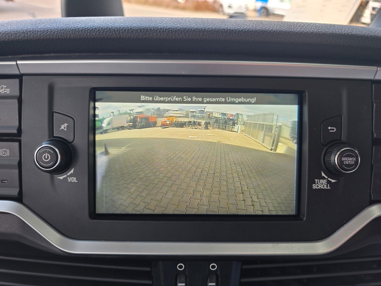 Fahrzeugabbildung Iveco X-Way AD280X49Y Palfinger PK 19.001 SLD5 Funk