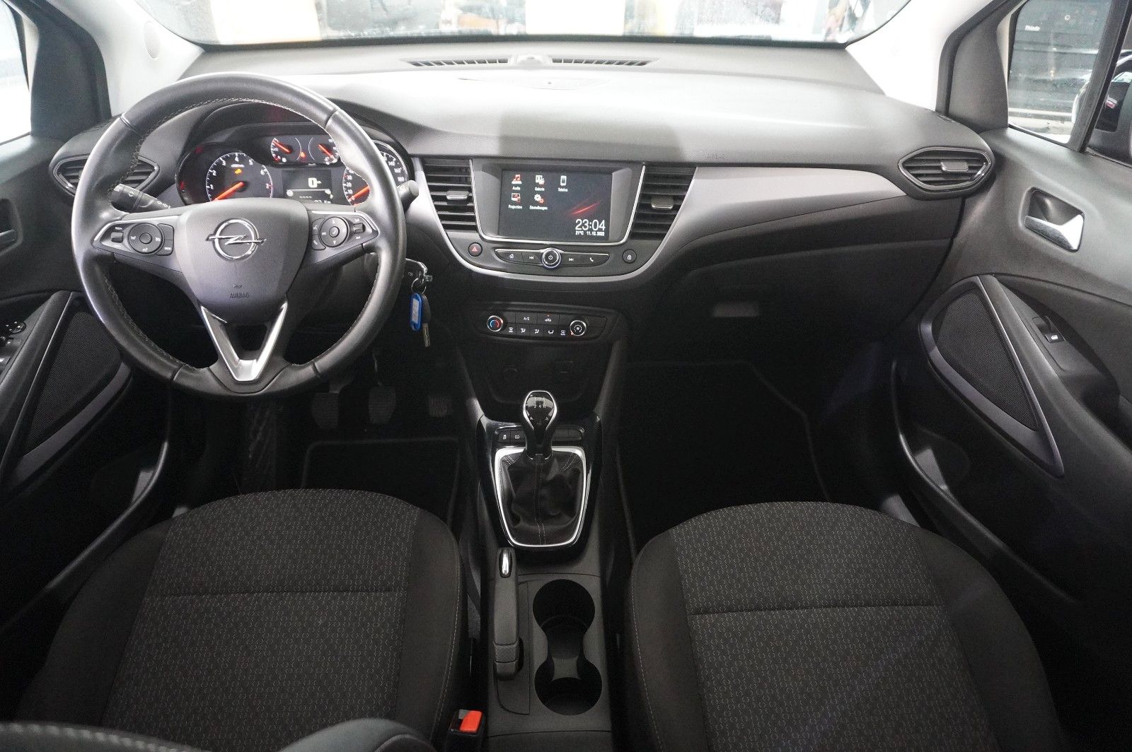 Fahrzeugabbildung Opel Crossland (X) 1.2 EDITION NAVI/LED/KAMERA/TEMP.
