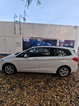 BMW 218 Gran Tourer 218i Advantage Advantage - BMW 218 Gran Tourer von privat