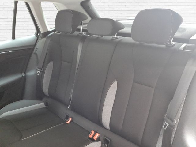 Fahrzeugabbildung SKODA Kamiq 1.5 TSI Balance DSG AHK MATRIX BLACK