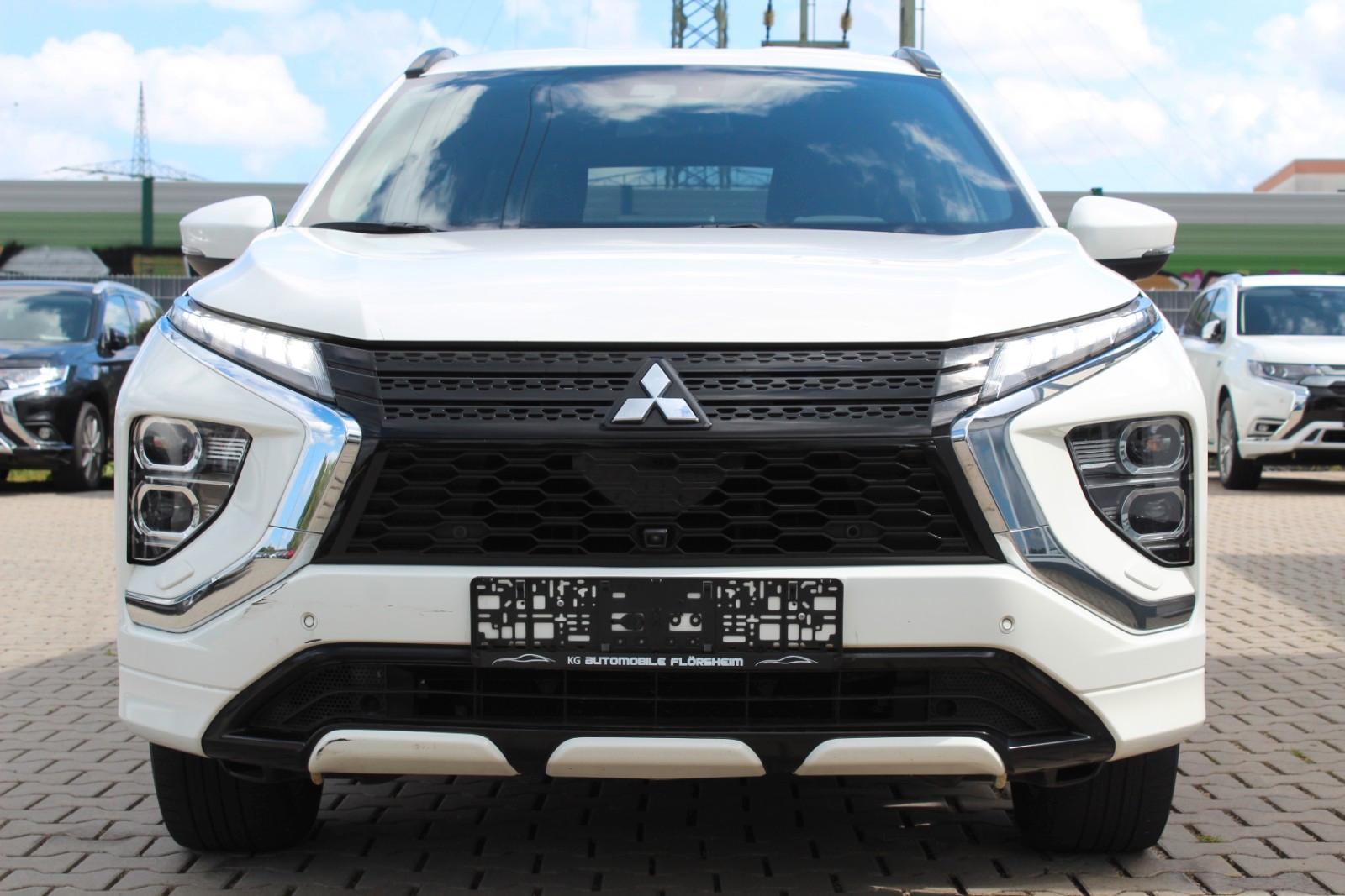 Mitsubishi Eclipse Cross 2.4 Plus Select Black 4WD Navi LED