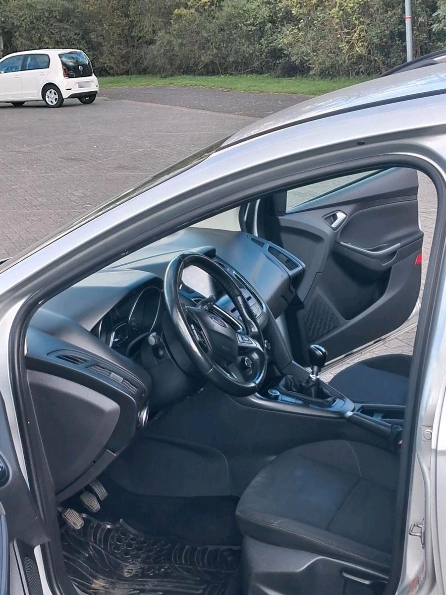 Ford Focus 2015 — photo 5