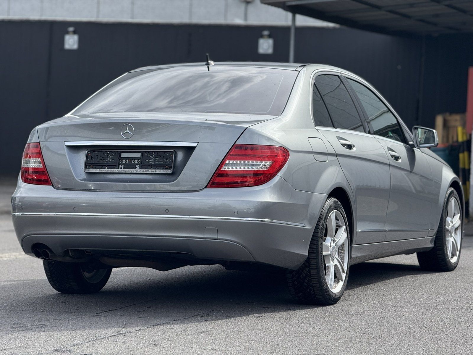 Fahrzeugabbildung Mercedes-Benz C 180 CGI Avantgarde