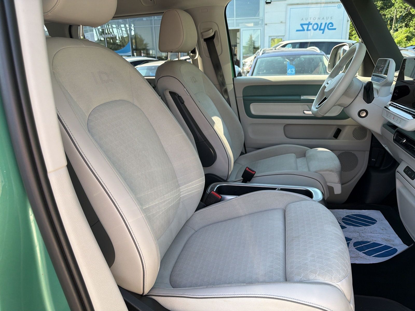 ID.Buzz Bus PRO 150KW Matrix AZV Navi