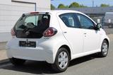 Toyota Aygo AYGO Cool - Toyota aus 2011
