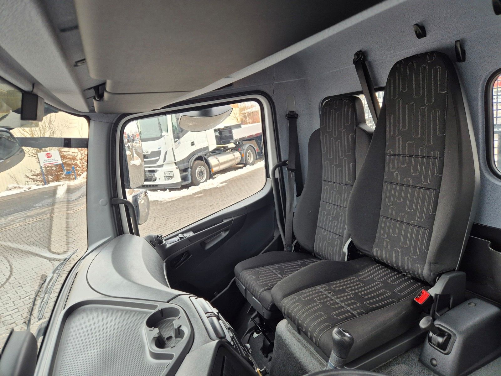 Fahrzeugabbildung Mercedes-Benz Atego 821 K 4x2 Meiller 2x AHK RUL Klima 3 Sitz