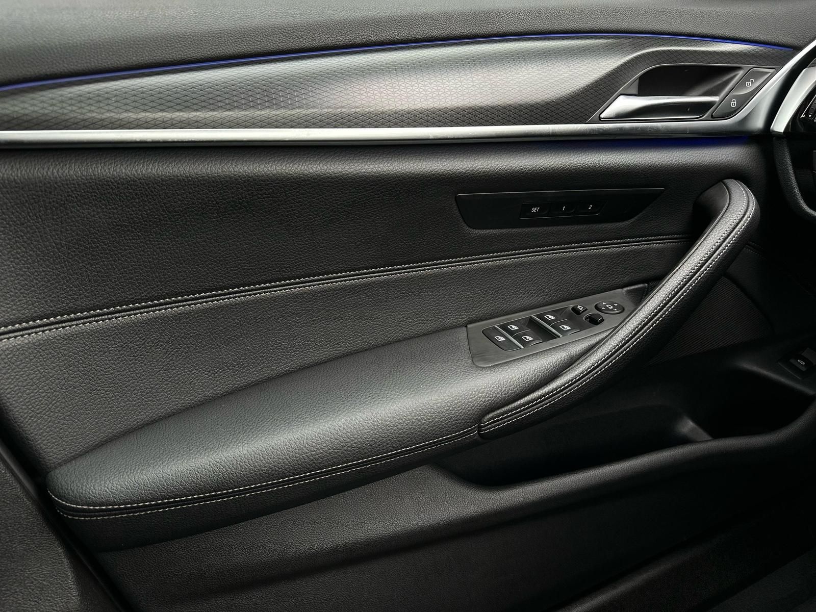 BMW 530i xDRIVE M SPORT PAKET SHADOW  LASER#HUD#ACC - Image 19