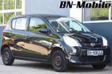 Daihatsu Cuore 70PS / KUPPLUNG NEU / TÜV NEU / BLUETOOTH - Daihatsu Cuore mit Benzin-Antrieb: Kleinwagen