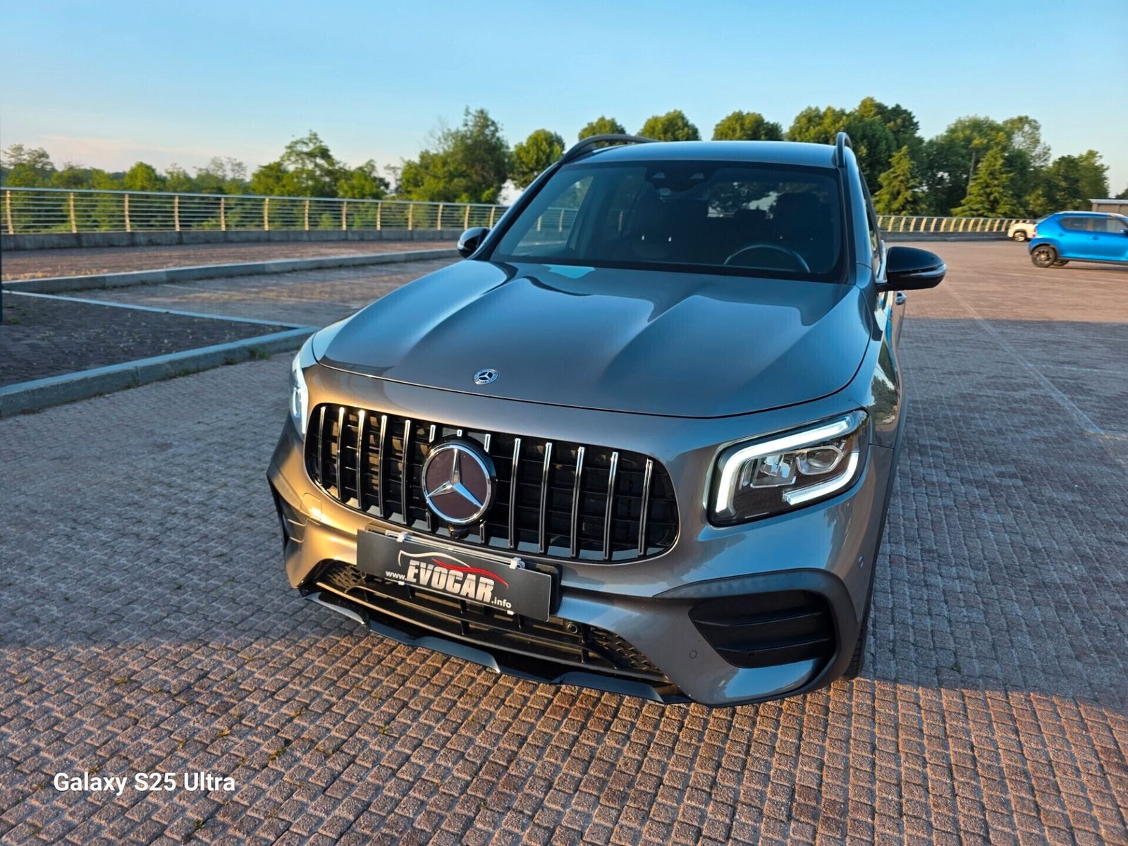 Mercedes-Benz Mercedes-benz GLB 200 d Premium valutiamo usato
