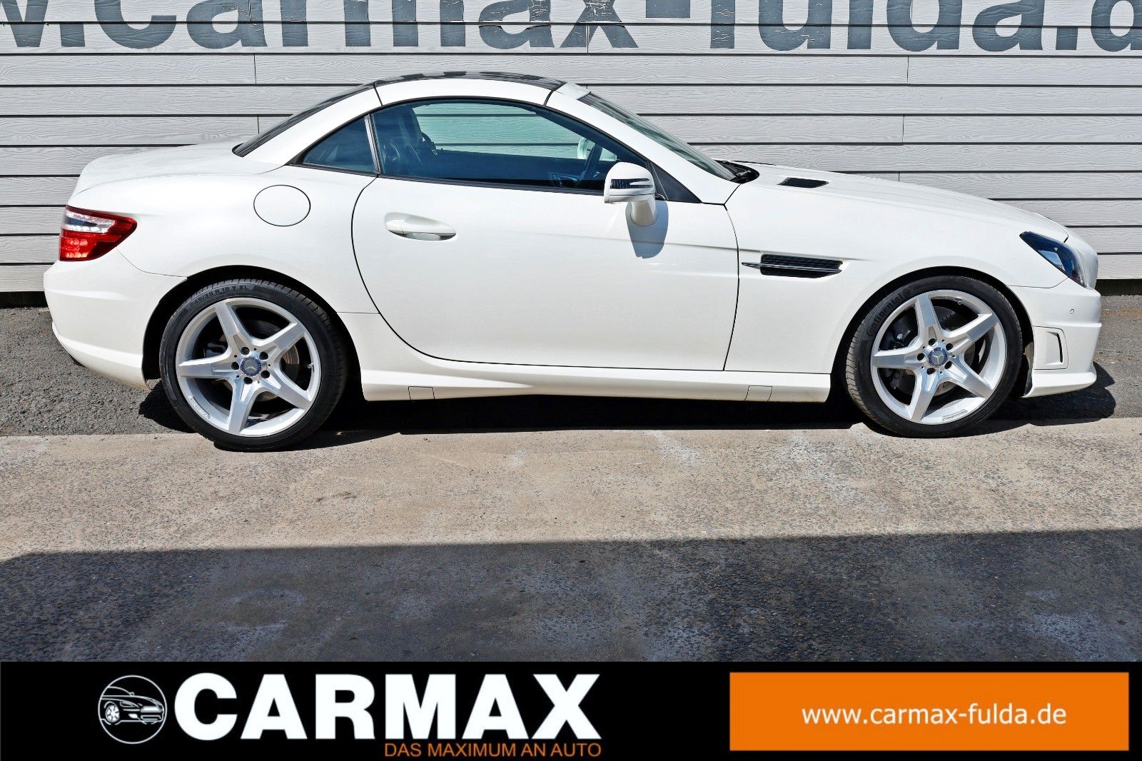 Fahrzeugabbildung Mercedes-Benz SLK 200 AMG Line Leder,Panorama,Navi,Airscarf