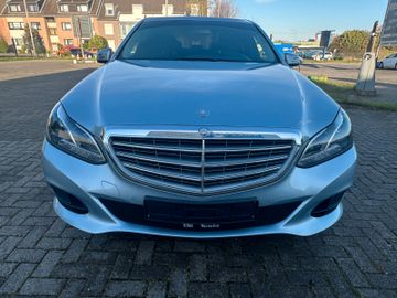 Mercedes E 200 - 1