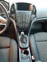 Opel Astra Sports Tourer 2.0 CDTI ecoFL Edition S... - Opel Astra mit Diesel-Antrieb: 2.0