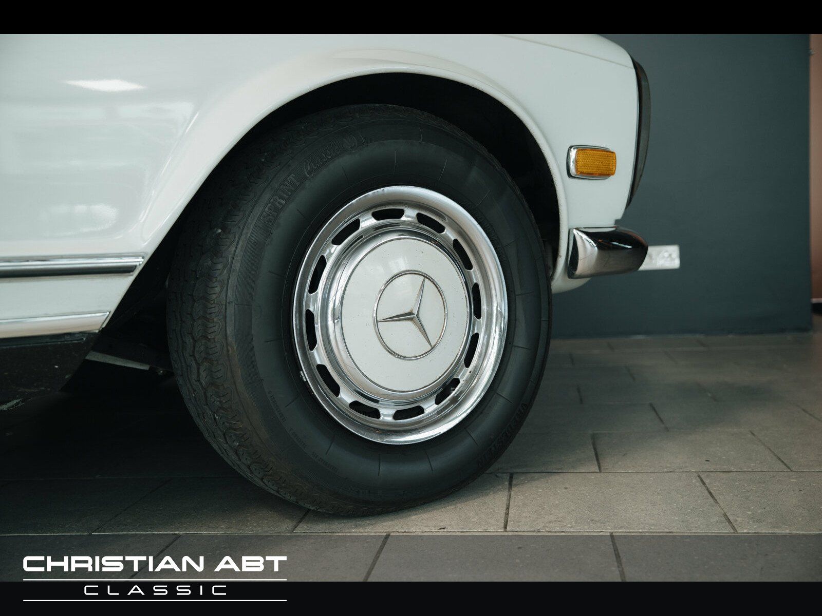 Fahrzeugabbildung Mercedes-Benz SL 280 Pagode * dt. Achse * Motorüberholung