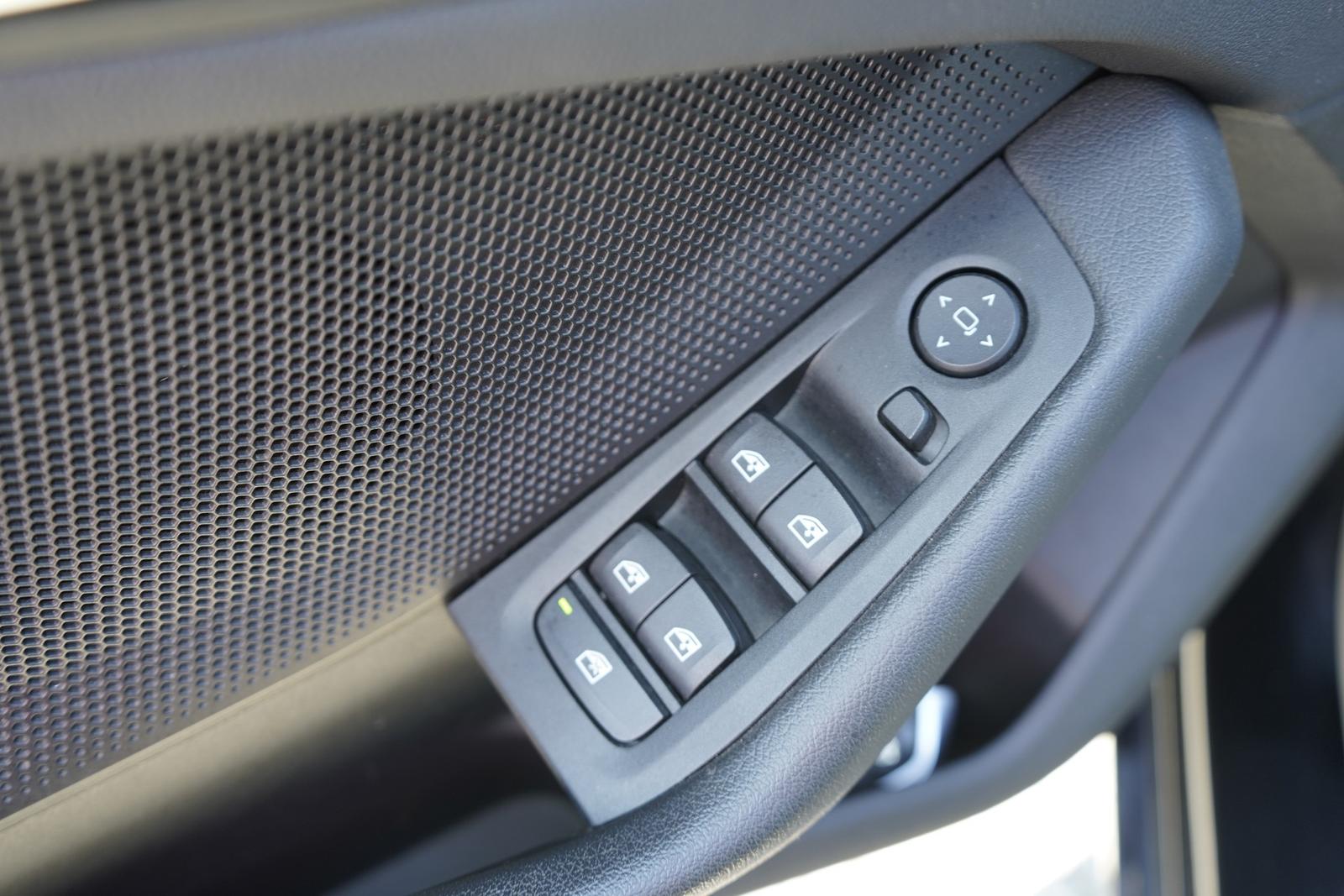 BMW 118 i Advantage Navi PDC Klimaaut. Tempomat DAB, миниатюра 22