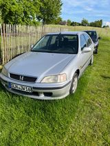 Honda Civic 5 DR - Honda Civic mit Benzin-Antrieb: 5d