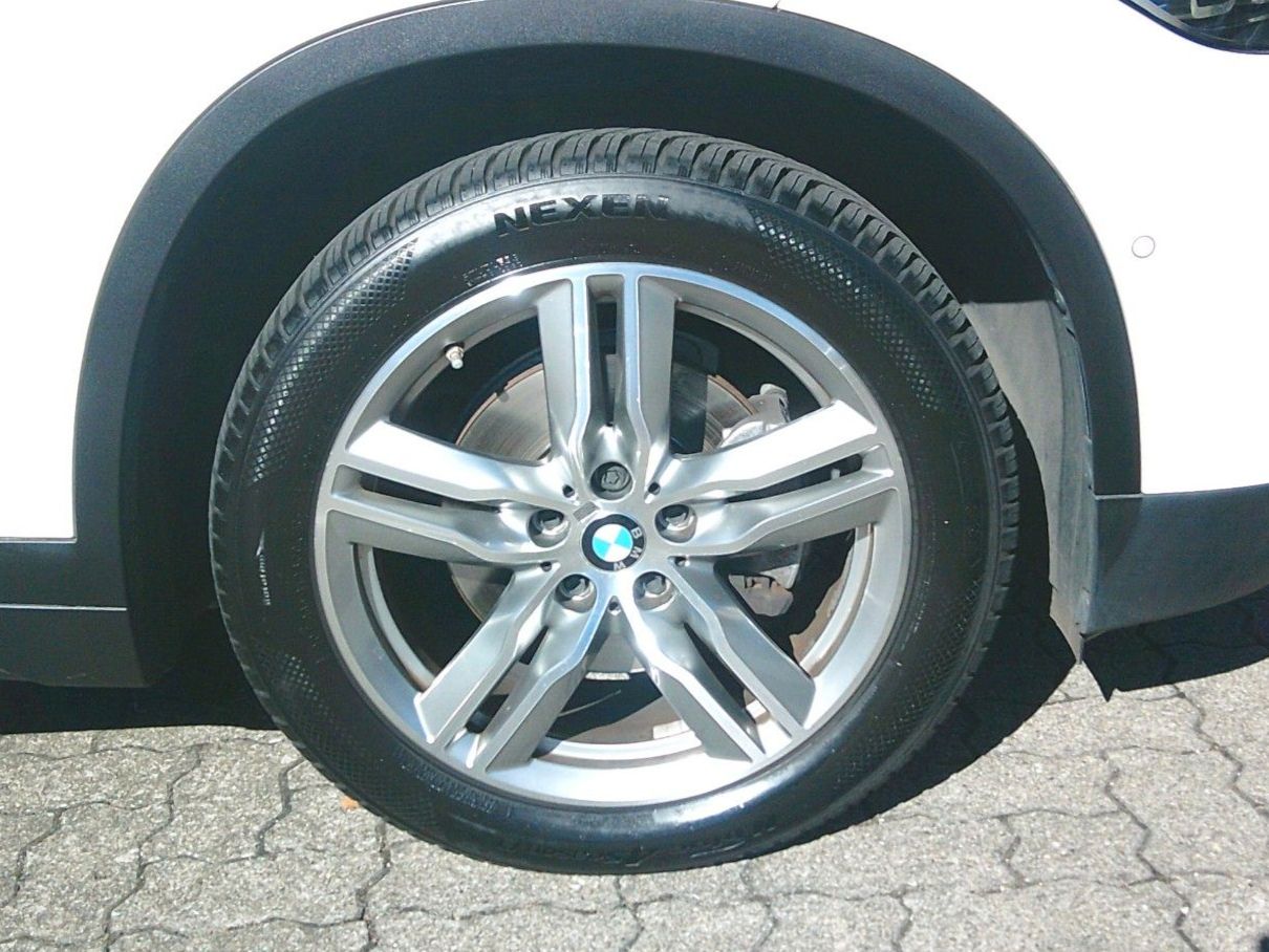 BMW X1 sDrive 18 i Advantage foto 5