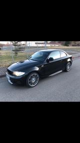 BMW 1er Coupé E82 125i Schwarz - BMW 125: Coupe, 125i