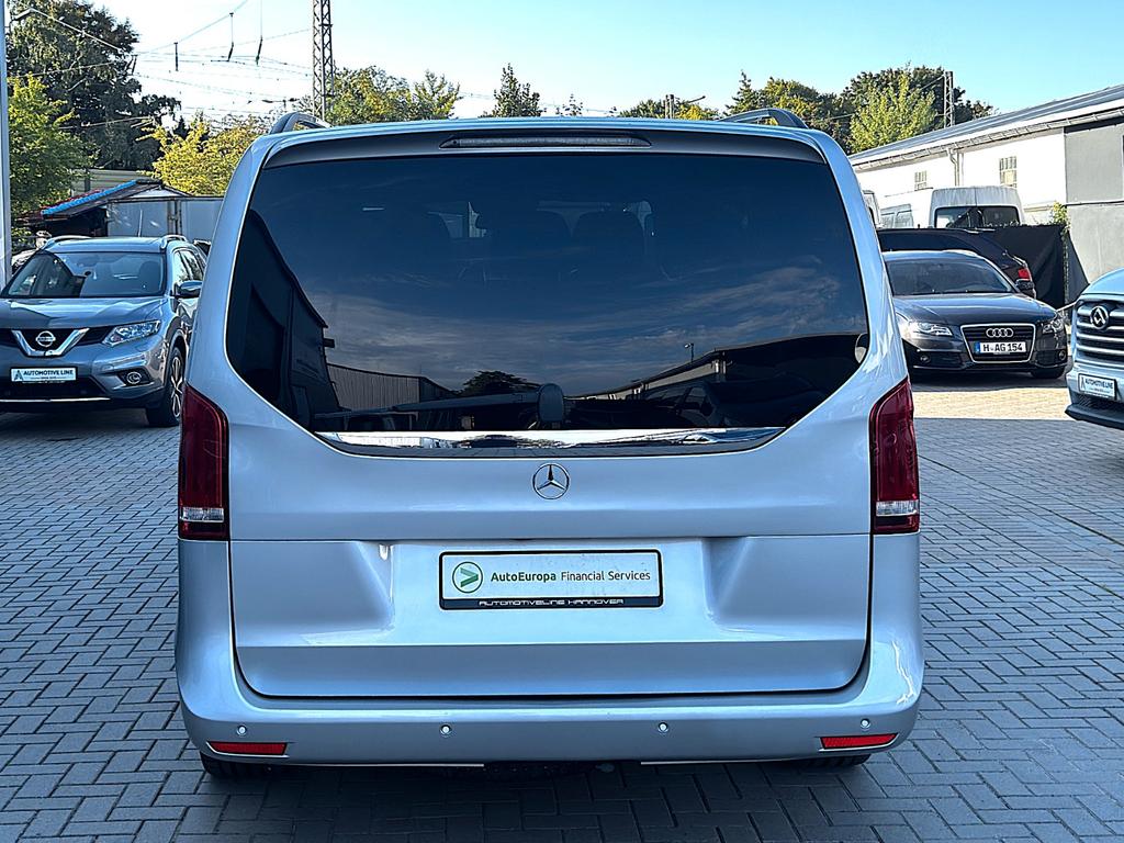 Mercedes-Benz V 250