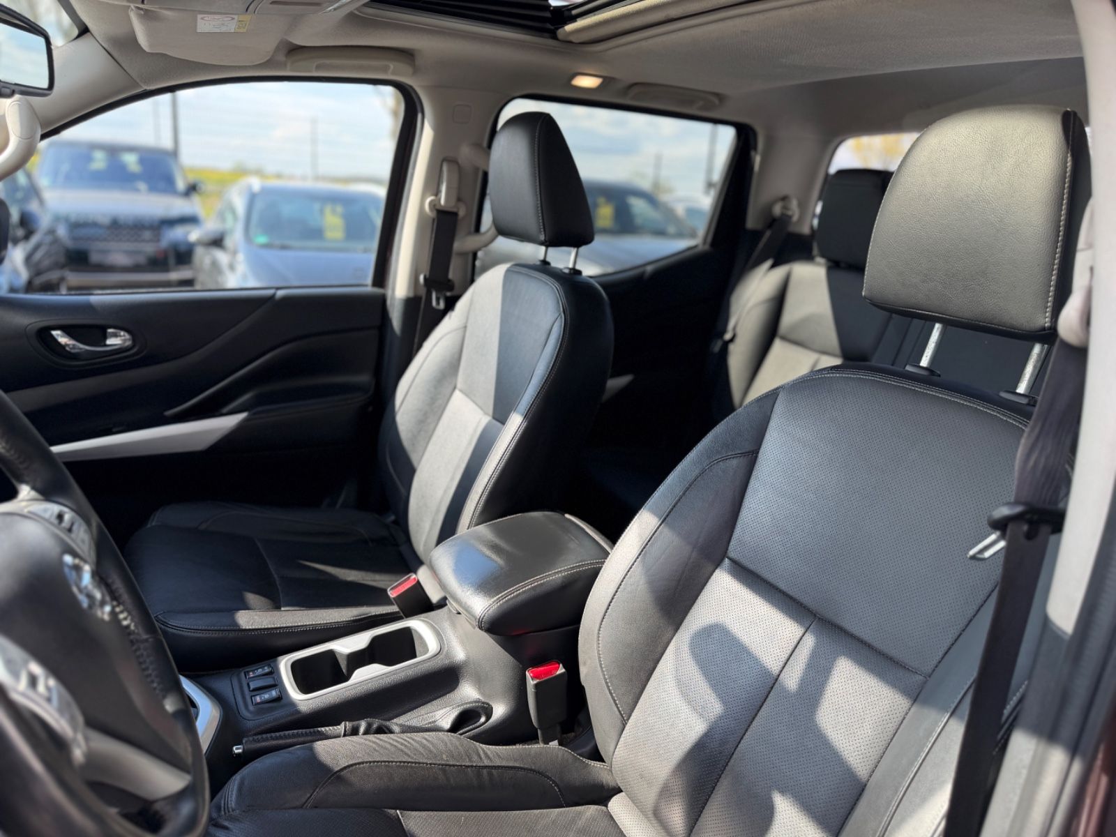 Navara NP300 Tekna Double Cab 4×4 2.3 dci Aut