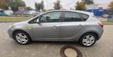 Opel Astra J Lim*Design*PDC*Sitzheiz*2Hand*S-HeftVoll - Opel Astra aus 2011: H