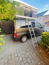Nissan NV200 Camper ausgebaut mit Dachzelt - Nissan NV200 mit Benzin-Antrieb