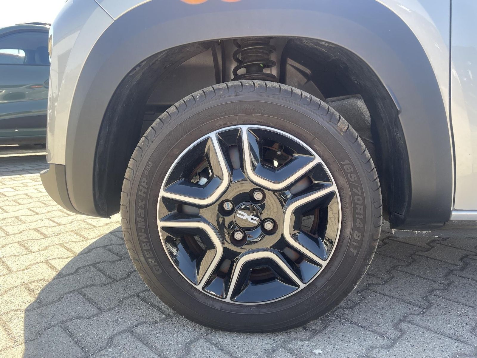 Dacia Spring - Bild 15