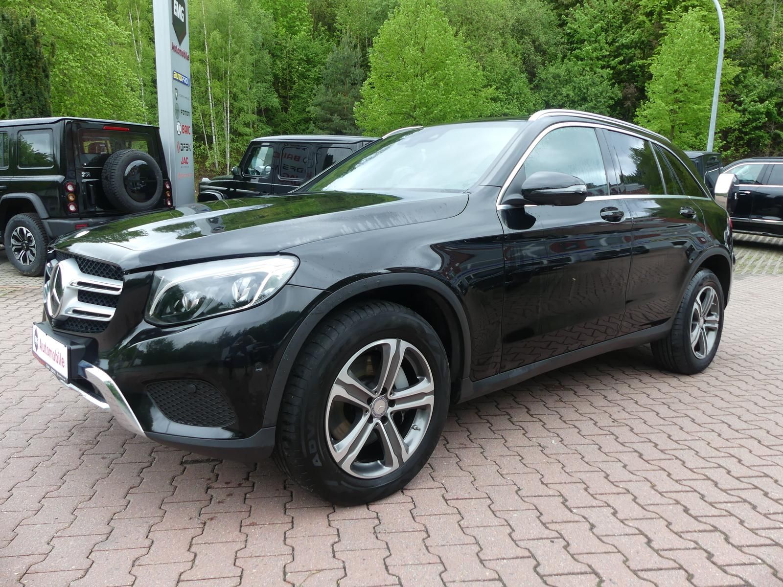 MERCEDES-BENZ GLC 250 d 4Matic*2.1*LED*360°*ACC*Navi*USB*AHK