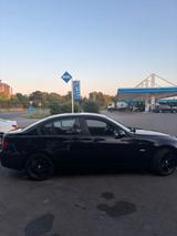 BMW Bmw 320i e90 - BMW 320 mit Benzin-Antrieb: Limousine, E90 320i
