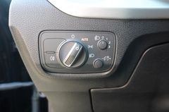 Fahrzeugabbildung Audi Q2 30 TDI Sport SHZ Temp. Sportsitze Navi TOP!