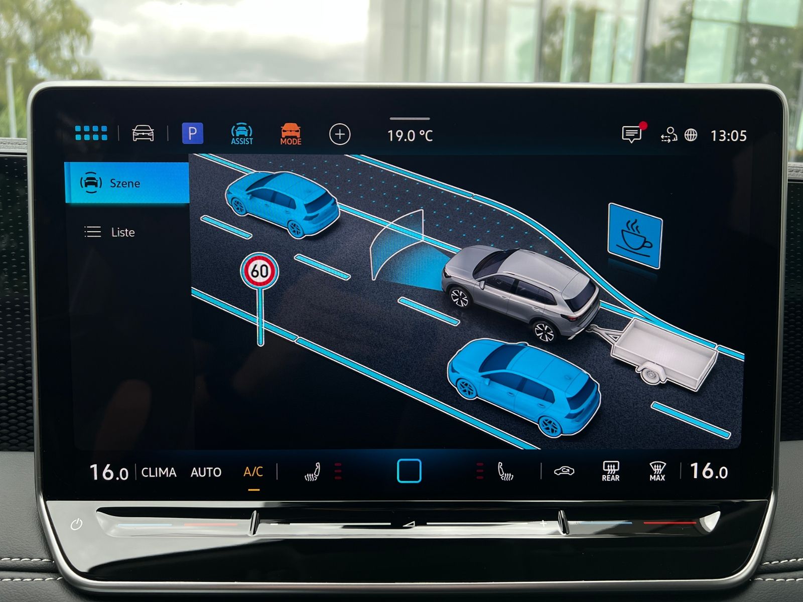 Fahrzeugabbildung Volkswagen Tiguan  ENERGY 1.5 eTSI DSG *AHK, AreaView, Navi