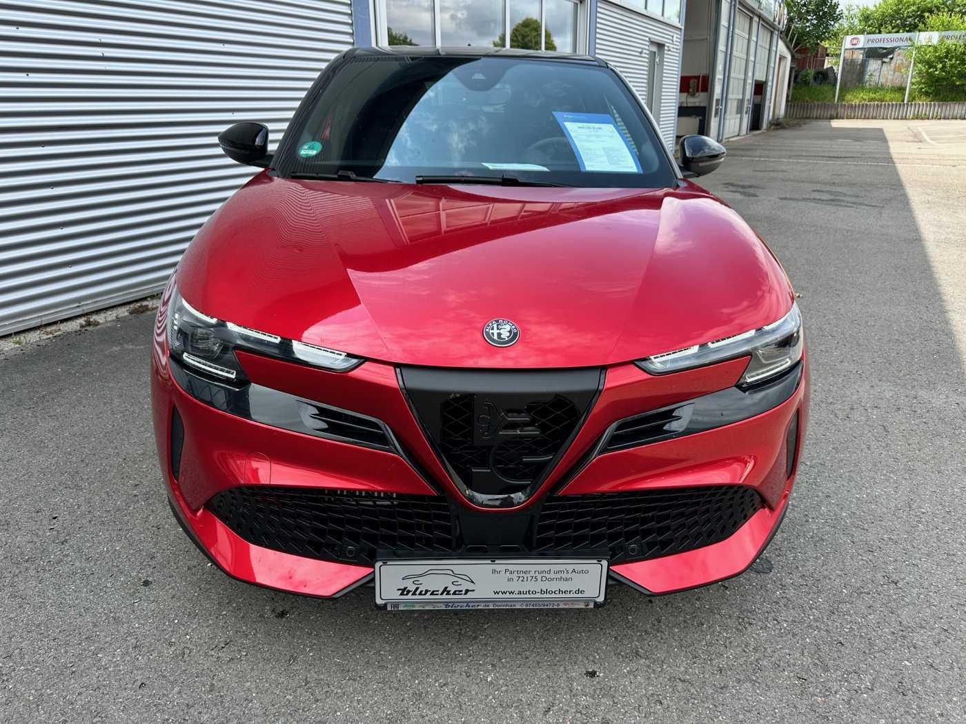 Alfa Romeo Junior 1.2 VGT Ibrida Speciale