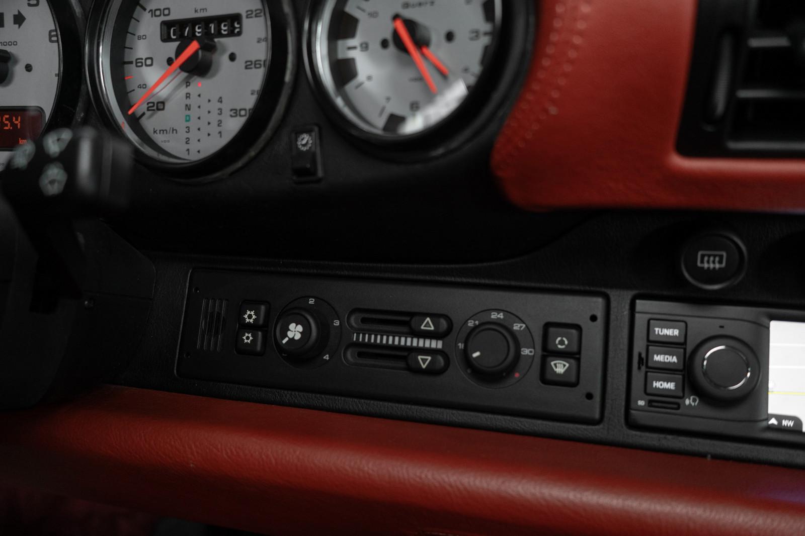 Porsche 993 Carrera Coupé deutsches Fahrzeug m. Historie