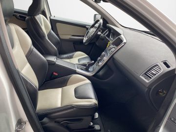 Volvo XC60 - 12