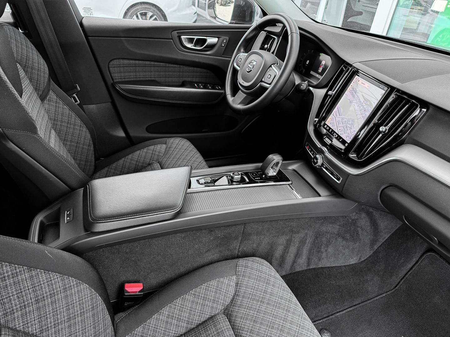 Volvo XC60 Core 2WD AHK Digitales Cockpit Soundsystem foto 5