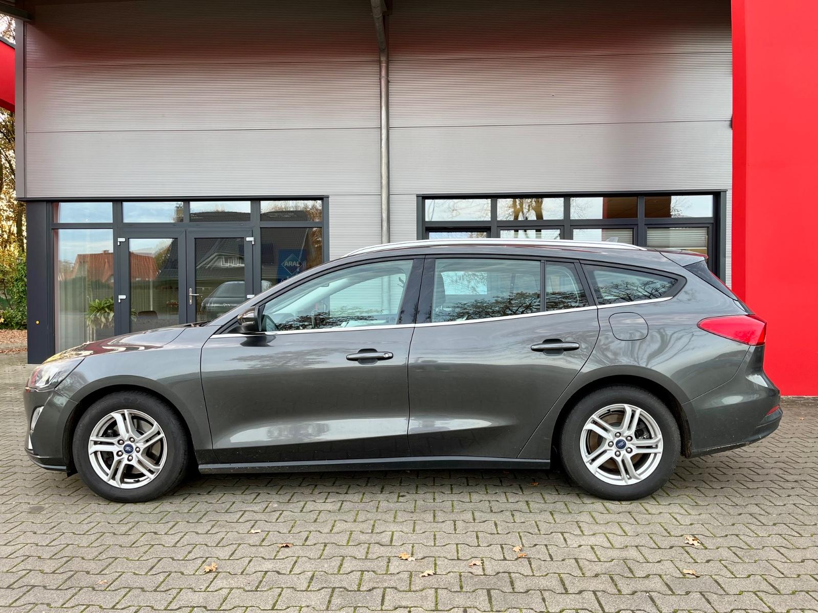 Ford Focus Turnier Cool & Connect, Kamera, AHK, LED,