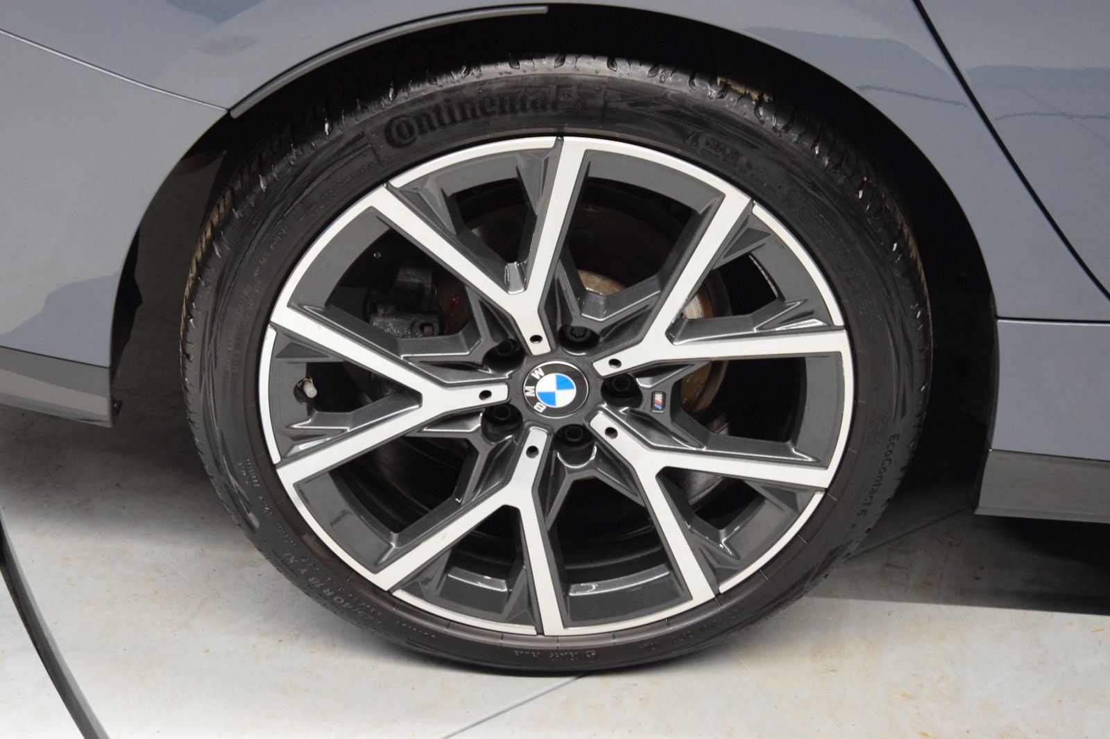 Fahrzeugabbildung BMW 218i Gran Coupé M Sport H&k Panorama HuD Memory