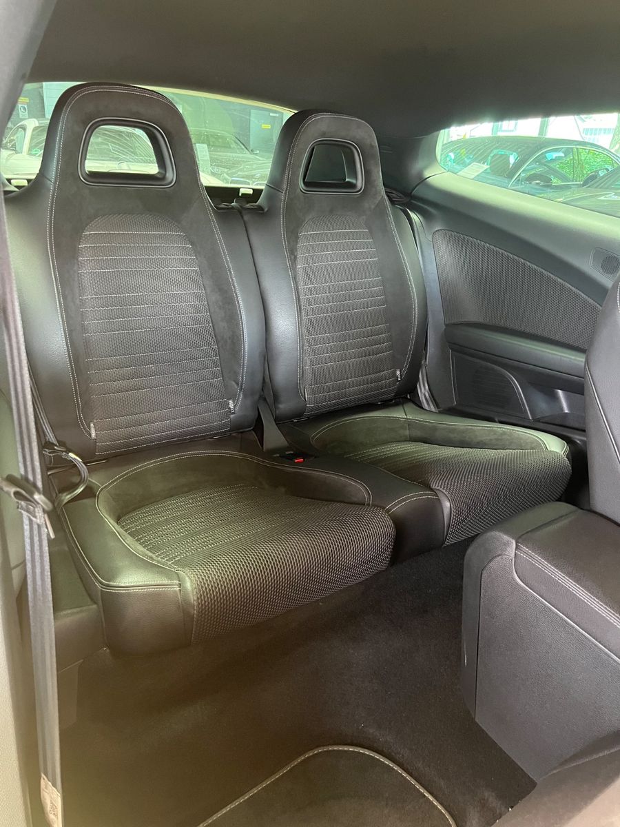 Fahrzeugabbildung Volkswagen Scirocco 1.4 TSI 118 kW