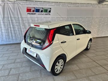 Toyota Aygo AYGO x + Radio nachger&uuml;stet