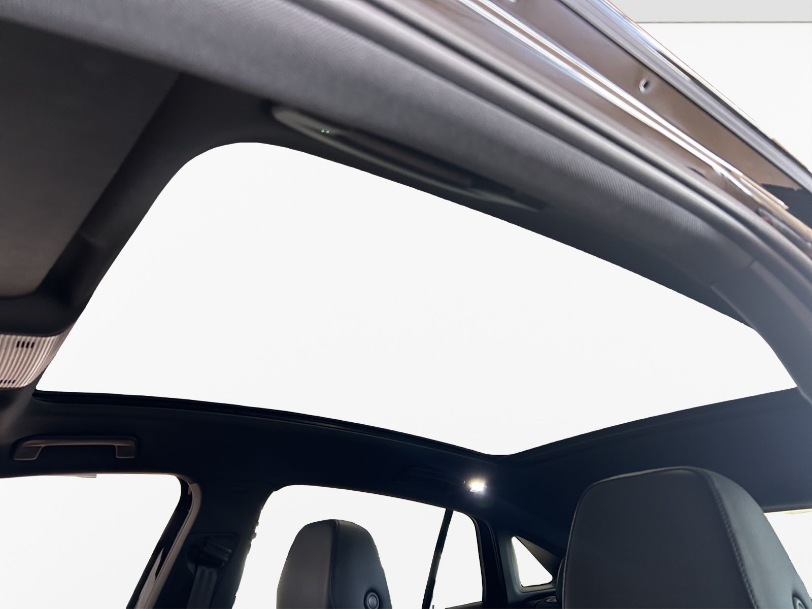 Volkswagen ID.5 Pro *NAVI*WP*PANO*AHK*BlackStyle*H&K*360*IQ foto 11