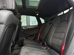PORSCHE Macan GTS / 360°KAMERA / BOSE / PANORAMA PORSCHE Macan GTS / 360°KAMERA / BOSE / PANORAMA