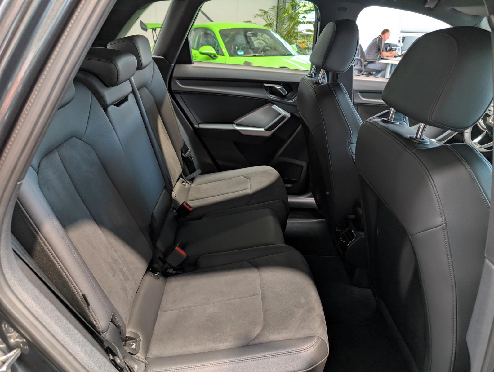 Audi Q3 35 TFSI S tronic S line, миниатюра 12