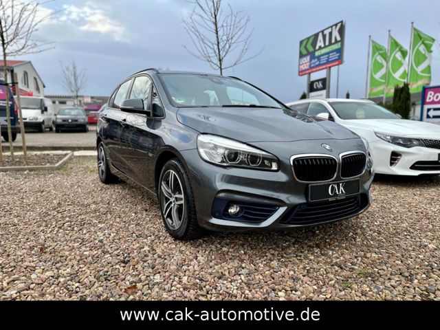 BMW 218d Active Tourer Sport Line / AHK / 1. Hand!