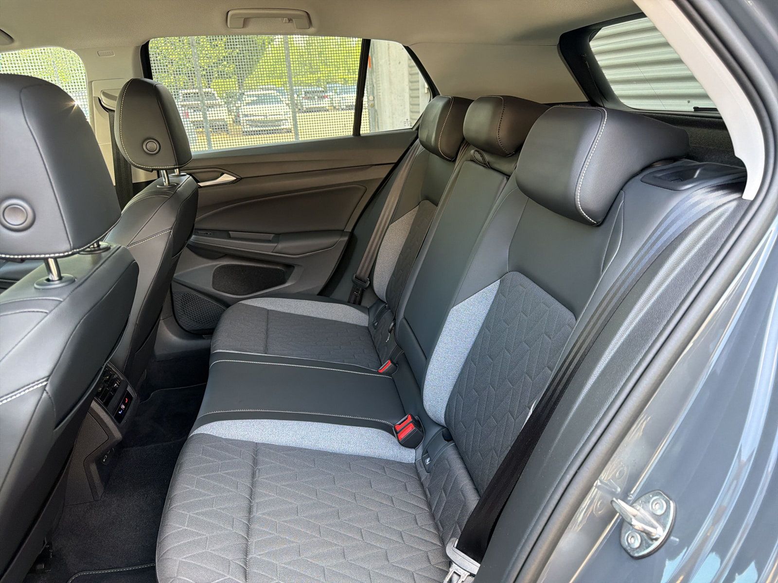 Volkswagen Golf - Bild 14